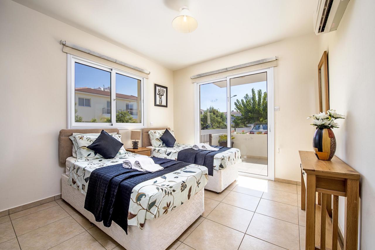 Mythical Sands Apartments Protaras Esterno foto