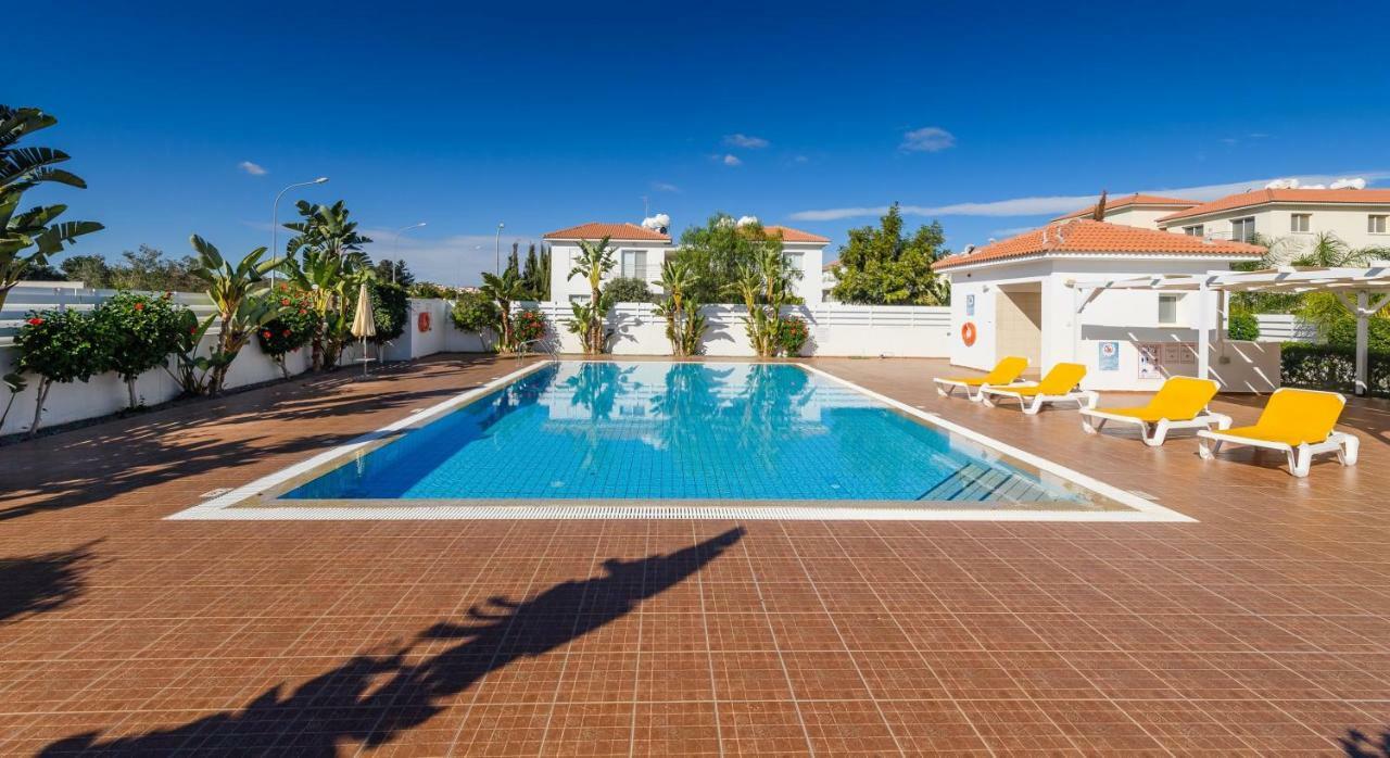 Mythical Sands Apartments Protaras Esterno foto