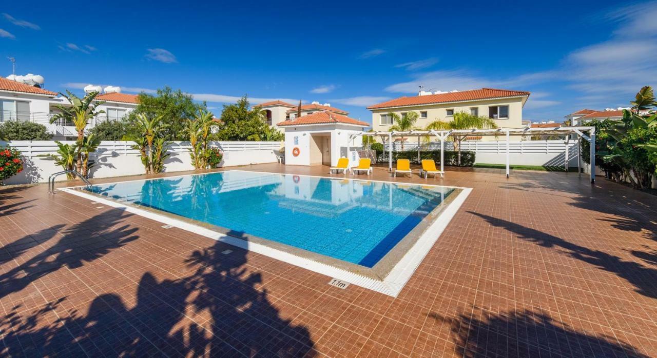 Mythical Sands Apartments Protaras Esterno foto